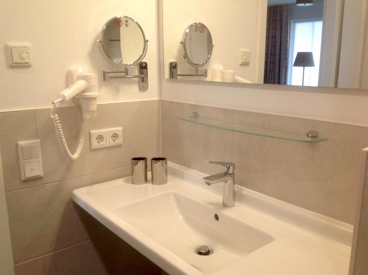 Sunny Suite 14 - Elegantes Hotelapartment Mit Grossartigem Pool-Wellnessbereich Direkt Am Meer In Ruhiger Lage - Perfekt Fuer Mensch Und Tier Börgerende-Rethwisch Kültér fotó